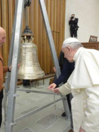 Papa Francesco benedice l'Alma Mater Dolorosa_12 2 2020
